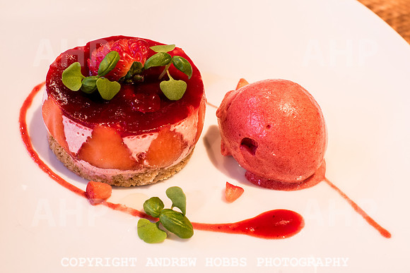 Woods Bar and Restaurant-4443