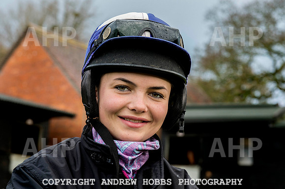 Megan Nicholls 020