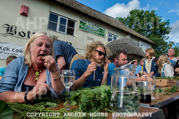 World Nettle Eating Championship 2015_8806