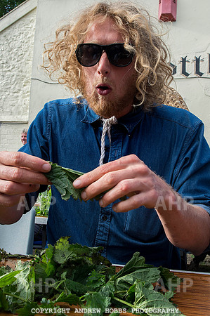 World Nettle Eating Championship 2015_8825