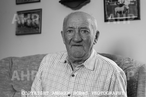 HOB_2213 copy