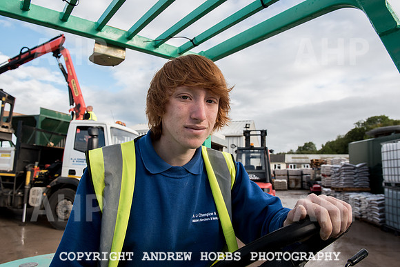 Apprentices A J Champion Ltd-4644