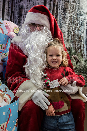 Wyevale Christmas breakfast and tinsel-8220