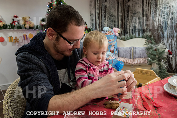 Wyevale Christmas breakfast and tinsel-8127