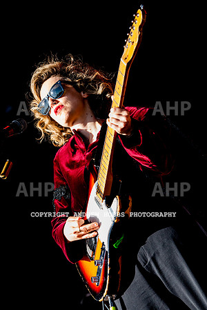 Anna Calvi - Bearded Theory 2023-1451