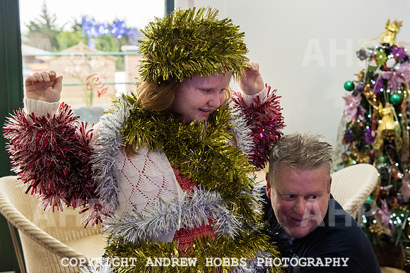 Wyevale Christmas breakfast and tinsel-7862
