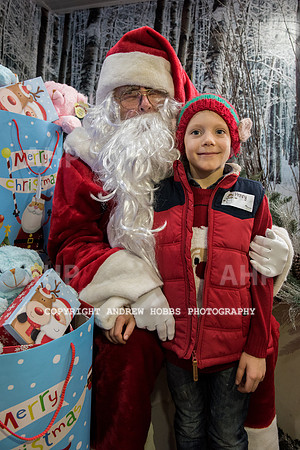 Wyevale Christmas breakfast and tinsel-8234