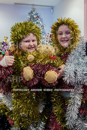 Wyevale Christmas breakfast and tinsel-7950