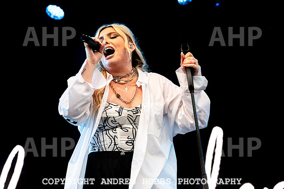 Ella Henderson - Camp Bestival 2023-8328