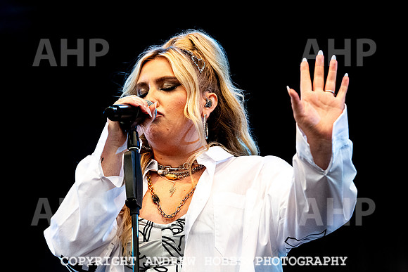 Ella Henderson - Camp Bestival 2023-8272