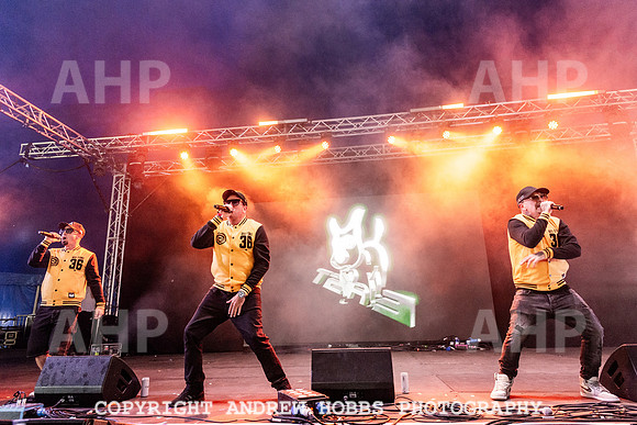 East 17 (Christmas Special)  - Camp Bestival 2023-7942
