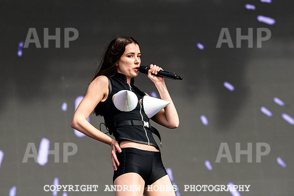 Confidence Man -  Boardmasters 2023-2384