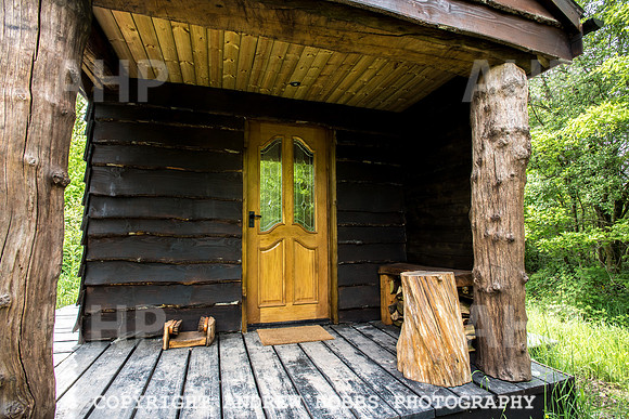 Bulworthy off-grid cabin-0542