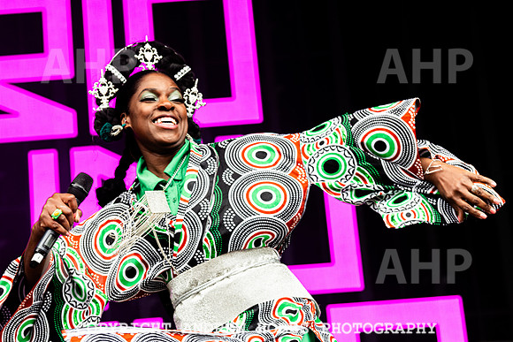 Ibibio Sound Machine - Bearded Theroy 2024-9955