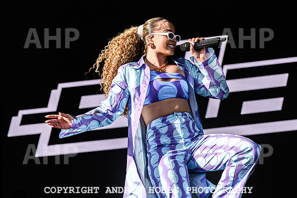 Ella Eyre - NASS 2022-3227