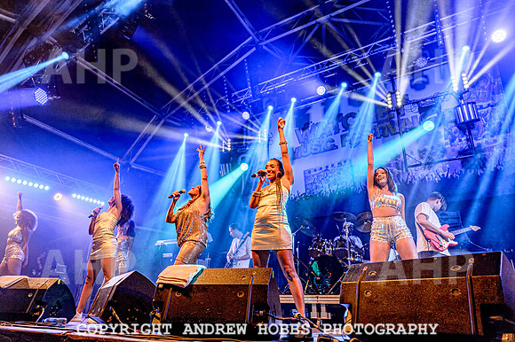 Sister Sledge -  Watchet Music Festival  2021-1519
