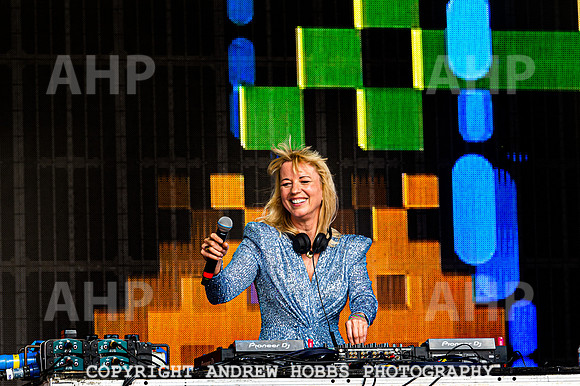 Sara Cox -  Camp Bestival 2021-7739