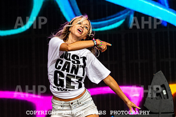 Sara Cox -  Camp Bestival 2021-7839