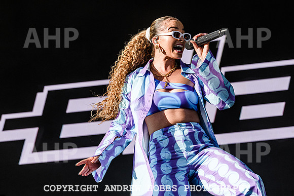 Ella Eyre - NASS 2022-3228